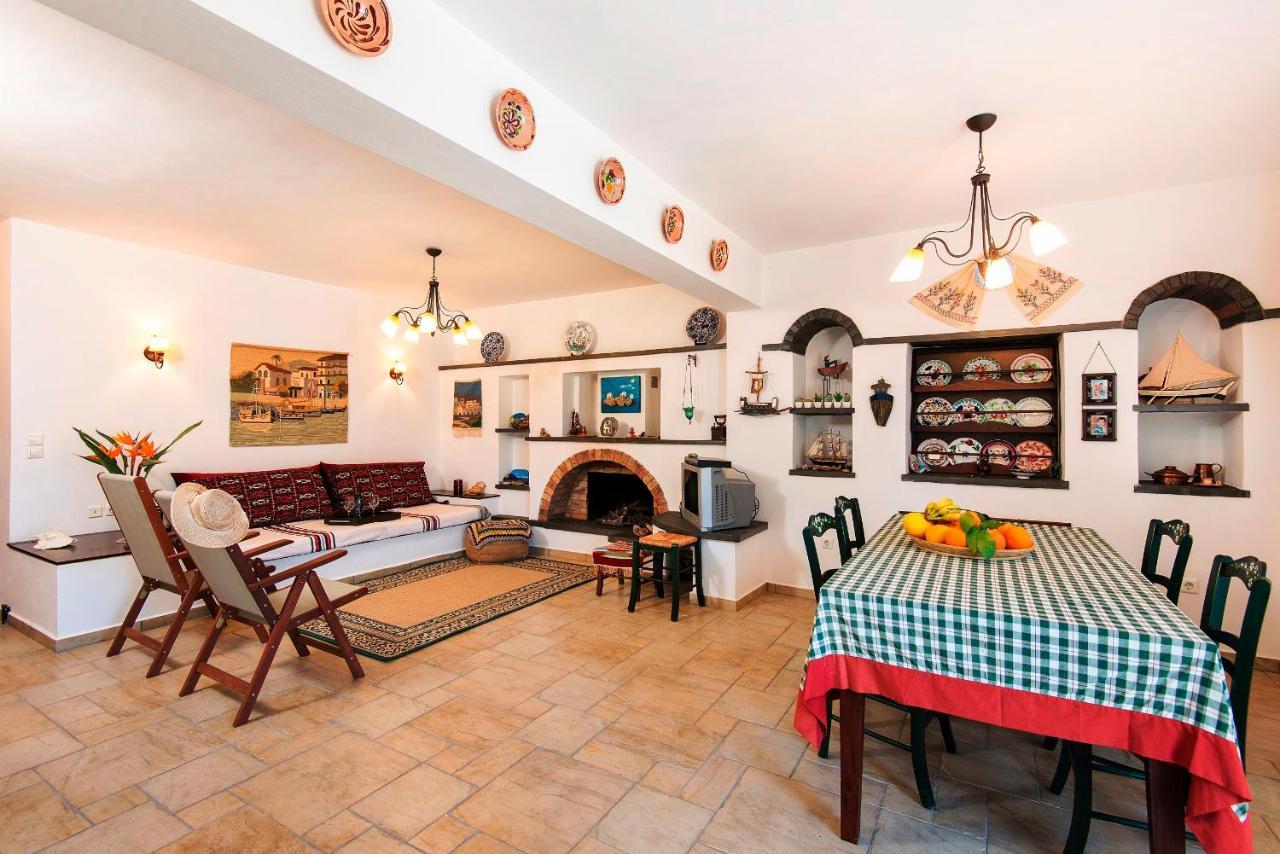 Villa Akti Lakhania Esterno foto